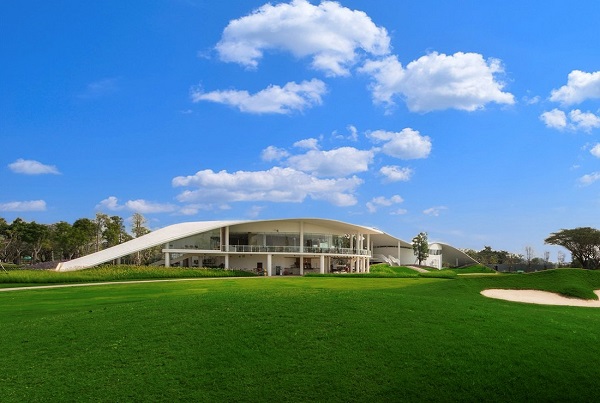 Pattaya Golf Packages - Club House at Pattaya Country Club