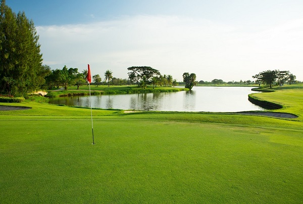 Bangpakong Riverside Country Club